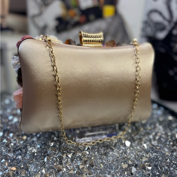 Floral Embellished evening Bag NIP - Picture 7 of 8